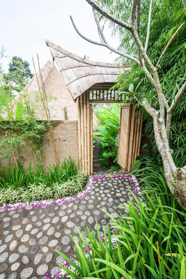 הוילה Karangasem Balikayanas Bamboo House - Miggiell House מראה חיצוני תמונה